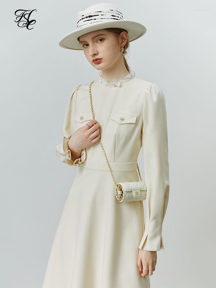 Casual Dresses FSLE French Elegant Wooden Ears Stand Collar Dress Women Autumn Winter Gentle Wind Lace Stitching Round Neck Long Female, Creamy-white 
Casual Dresses FSLE French Elegant Wooden Ears Stand Collar Dress Women Autumn Winter Gentle Wind Lace Stitching Round Neck Long Female, Creamy-white