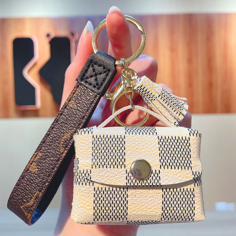 Mini Earphone bag Wallet Keyrings PU Leather Luxury Keychains Jewelry Pendant Bag Charms Key Chains Car Keys Holder Fashion Accessories wide, Color #1
Mini Earphone bag Wallet Keyrings PU Leather Luxury Keychains Jewelry Pendant Bag Charms Key Chains Car Keys Holder Fashion Accessories wide, Color #1