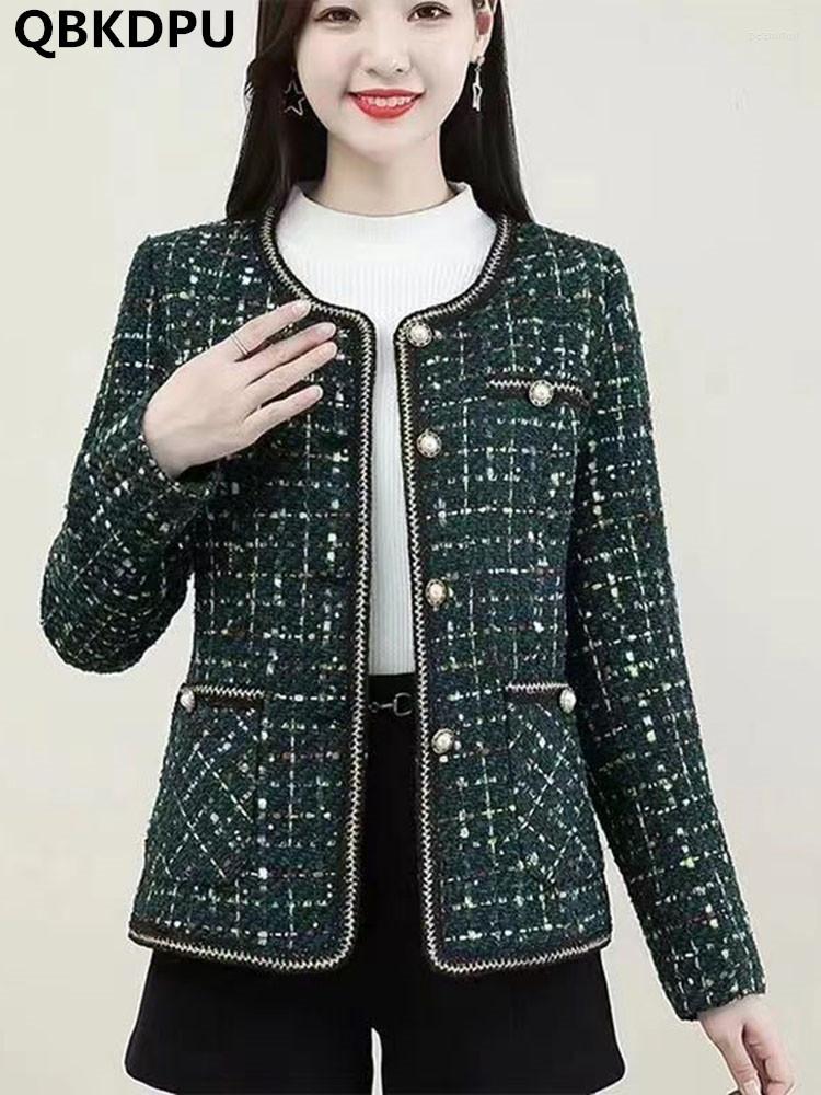 Women's Jackets Classic Plaid Wool Blend Tweed Jacket Vintage Korean Woolenn Spring Fall Chaqueta Casual Slim Coats Women Elegant Outwear, Black
Women's Jackets Classic Plaid Wool Blend Tweed Jacket Vintage Korean Woolenn Spring Fall Chaqueta Casual Slim Coats Women Elegant Outwear, Black