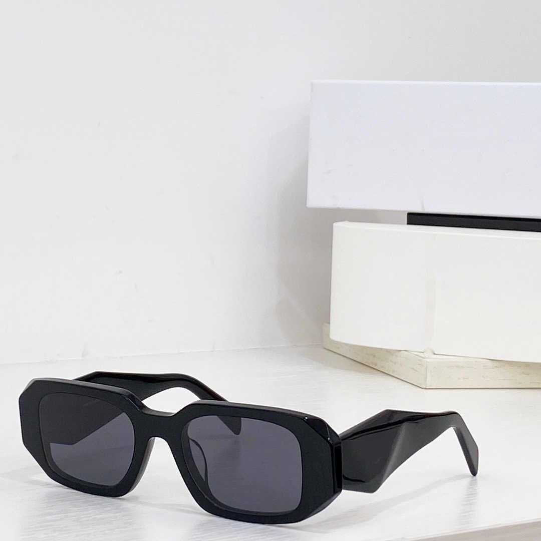 Luxury Brand Design Sunglasses Women Men Black Classic Designer Frame Ladies Sunglass Fashion Top Quality Stylish Woman Man Shades 17w
Luxury Brand Design Sunglasses Women Men Black Classic Designer Frame Ladies Sunglass Fashion Top Quality Stylish Woman Man Shades 17w