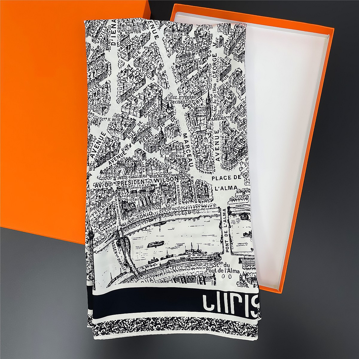 Silk Shawl designer scarf kerchief Luxurious Silk High End Classic Letter pattern Designer shawl Scarves Gift Easy to match Soft Touch Spring and summer 90x90cm
Silk Shawl designer scarf kerchief Luxurious Silk High End Classic Letter pattern Designer shawl Scarves Gift Easy to match Soft Touch Spring and summer 90x90cm