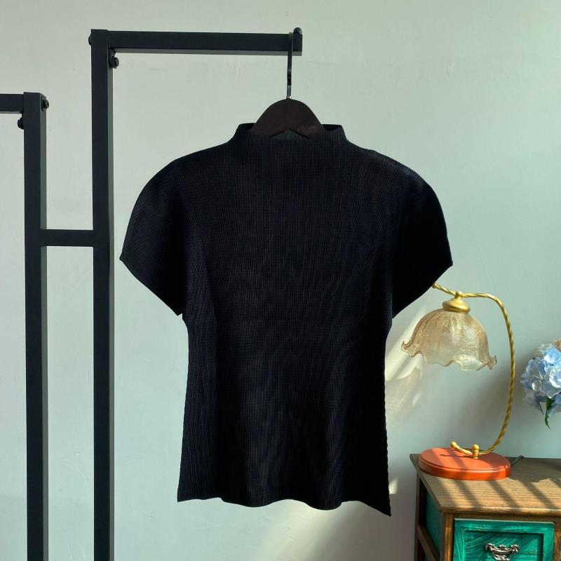 Women's T Shirts Miyake Solid Color Short Sleeve Half-high Neck Fashion Design Women Summer Pleated Casual Fresh Sweet Versatile Set Head, Black
Women's T Shirts Miyake Solid Color Short Sleeve Half-high Neck Fashion Design Women Summer Pleated Casual Fresh Sweet Versatile Set Head, Black