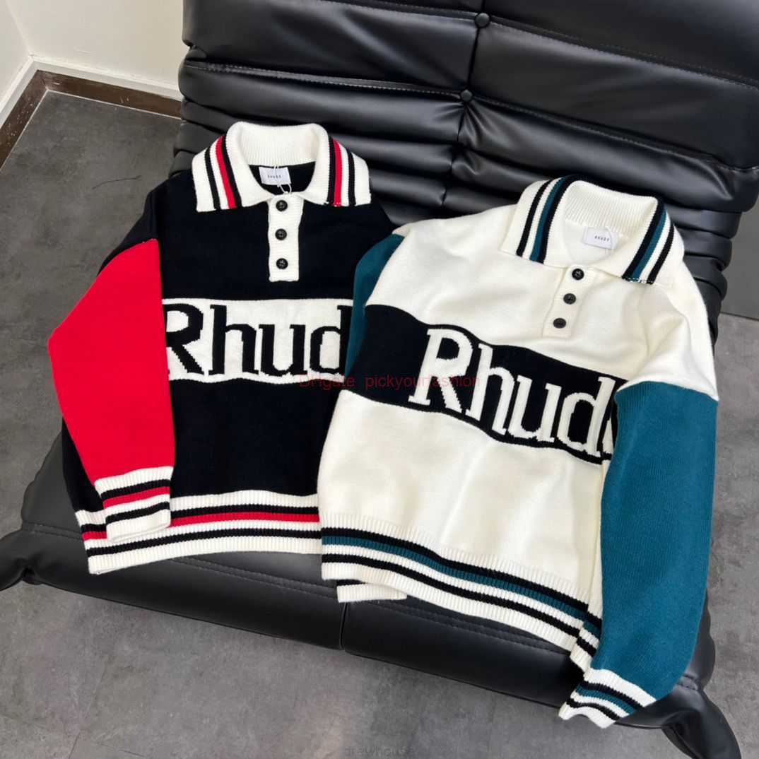 Designer Clothing Mens Sweatshirts Hoodies Rhude High Quality Printed Over Shoulder Straps with Exquisite Embroidery Highlights Fashion Streetwear Pullover jac
Designer Clothing Mens Sweatshirts Hoodies Rhude High Quality Printed Over Shoulder Straps with Exquisite Embroidery Highlights Fashion Streetwear Pullover jac