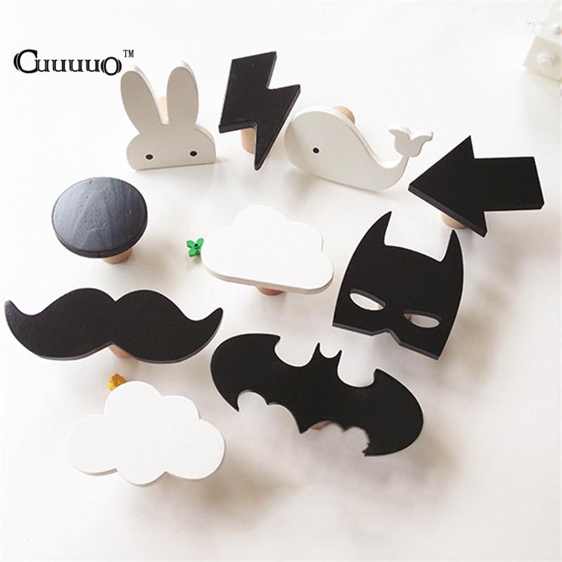 Hangers GUUUUO Nordic Style Wooden Clothes Wall Hook For Kid Baby Room Decoration Wood Hanger In Door Decorative
Hangers GUUUUO Nordic Style Wooden Clothes Wall Hook For Kid Baby Room Decoration Wood Hanger In Door Decorative