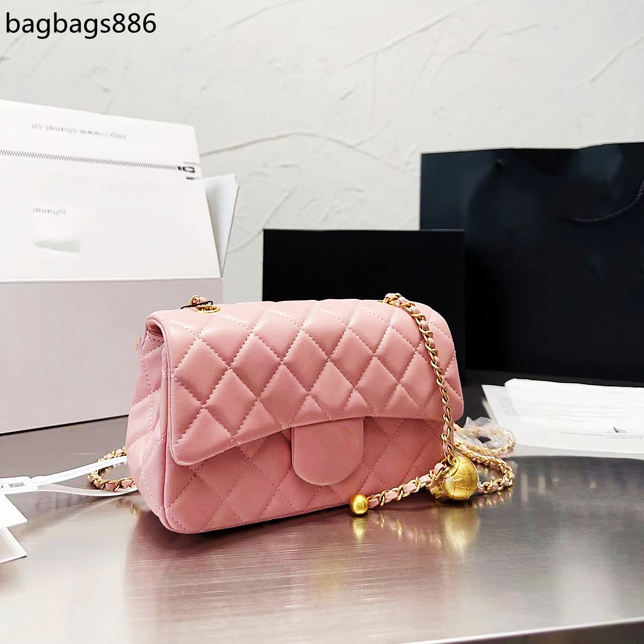 Women's Luxury Mini Flip Small Golden Ball Bag Square Candy Quilted Bra Chain Adjustable Shoulder Strap Gold Metal Hardware Designer Shoulder Bag, White20cm
Women's Luxury Mini Flip Small Golden Ball Bag Square Candy Quilted Bra Chain Adjustable Shoulder Strap Gold Metal Hardware Designer Shoulder Bag, White20cm