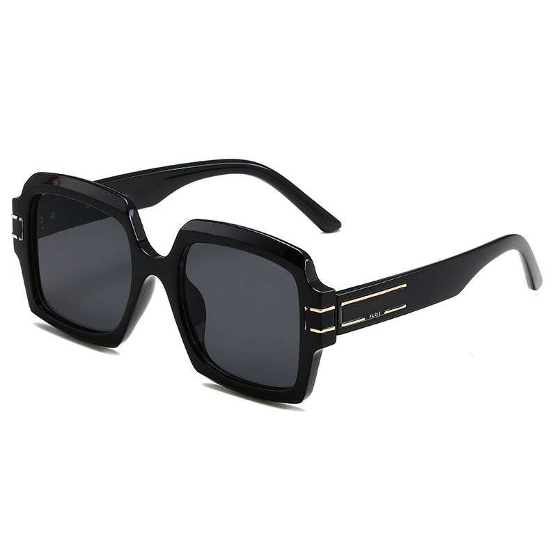 Fashion Designer Sunglasses Goggle Beach Sun Glasses For Man Woman Eyeglasses 1526 Colors High Quality With Original Cases Boxs
Fashion Designer Sunglasses Goggle Beach Sun Glasses For Man Woman Eyeglasses 1526 Colors High Quality With Original Cases Boxs