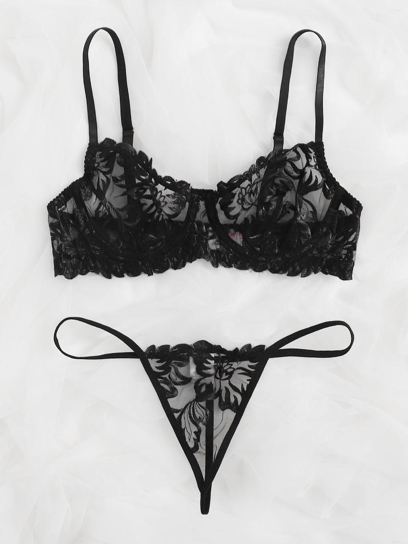 Bras Sets Sexy Thong Lingerie Women Seamless Bra Set High Waist Panties Embroidery Underwear See Through Black Lace
Bras Sets Sexy Thong Lingerie Women Seamless Bra Set High Waist Panties Embroidery Underwear See Through Black Lace