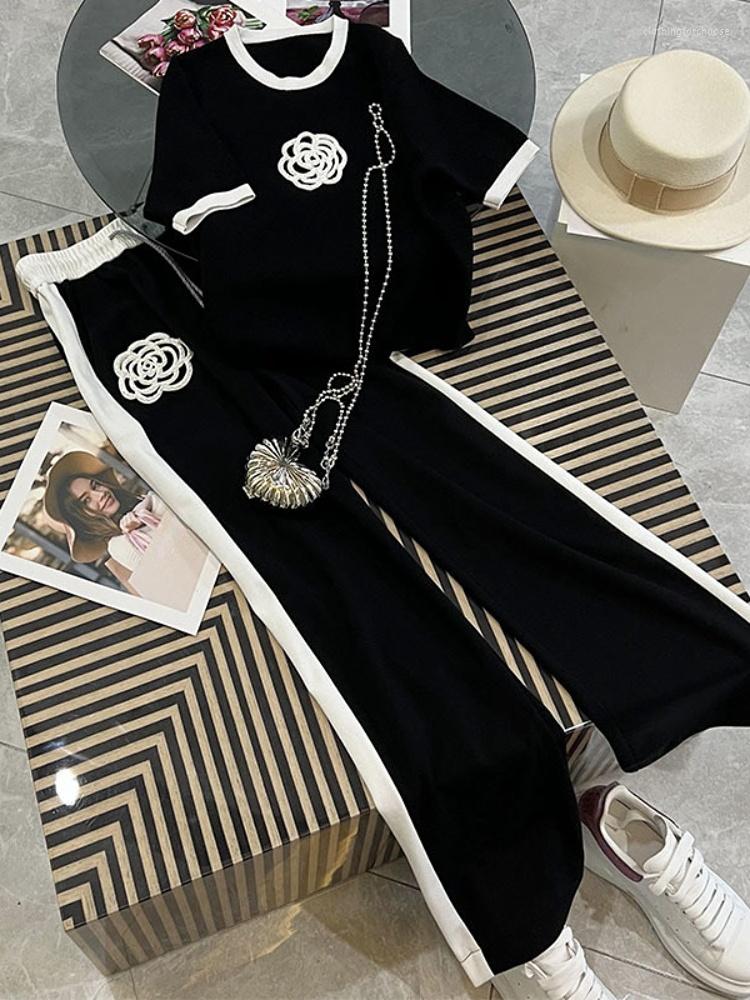 Women' Two Piece Pants Summer Black Sets O Neck Floral Print Patchwork Short Sleeve High Waist Pockets Loose Wide Leg Women Suit
Women' Two Piece Pants Summer Black Sets O Neck Floral Print Patchwork Short Sleeve High Waist Pockets Loose Wide Leg Women Suit