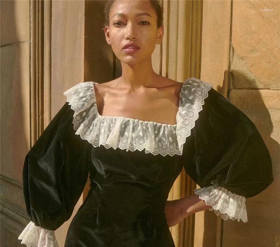 Casual Dresses Women Vintage Style Square Neck Lace Embroidery Collar Long Sleeve Velvet Short Dress, Black
Casual Dresses Women Vintage Style Square Neck Lace Embroidery Collar Long Sleeve Velvet Short Dress, Black