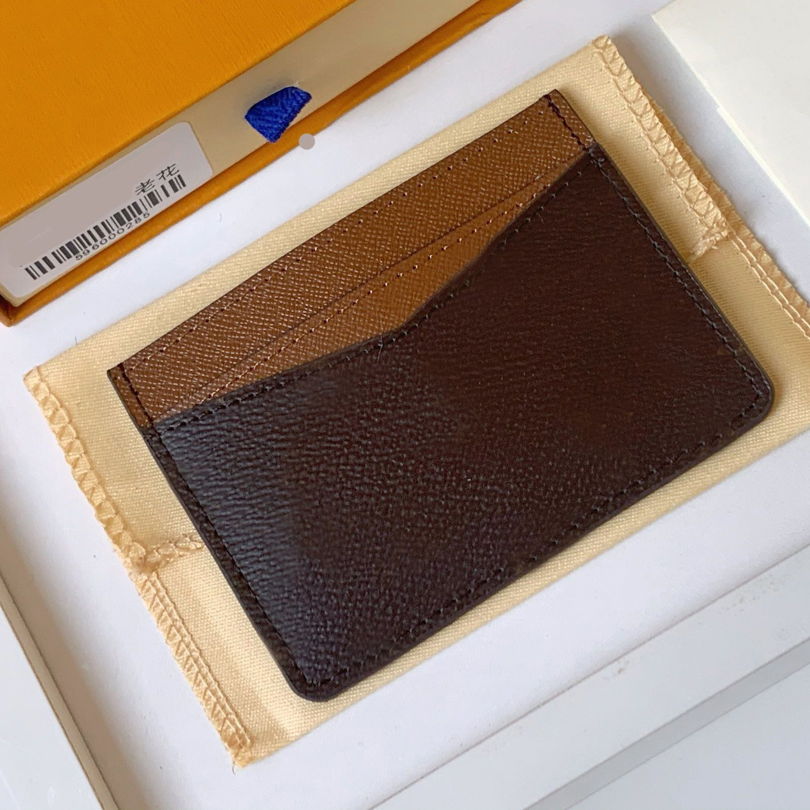 Card Holder Wallets New Genuine Leather Coin purses passport Credit card slot Card Holder Women Men Wallet Holders banknote Key pouch Purse Clutch