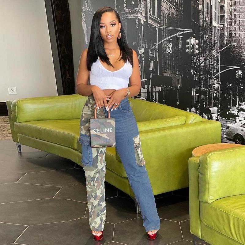 Women' Pants Women' Camo Patchwork Jeans With Pocket Mid Rise Stretch Baggy Straight Cargo Denim Outdoor Wear Fashion INS Streetwear, Blue
Women' Pants Women' Camo Patchwork Jeans With Pocket Mid Rise Stretch Baggy Straight Cargo Denim Outdoor Wear Fashion INS Streetwear, Blue