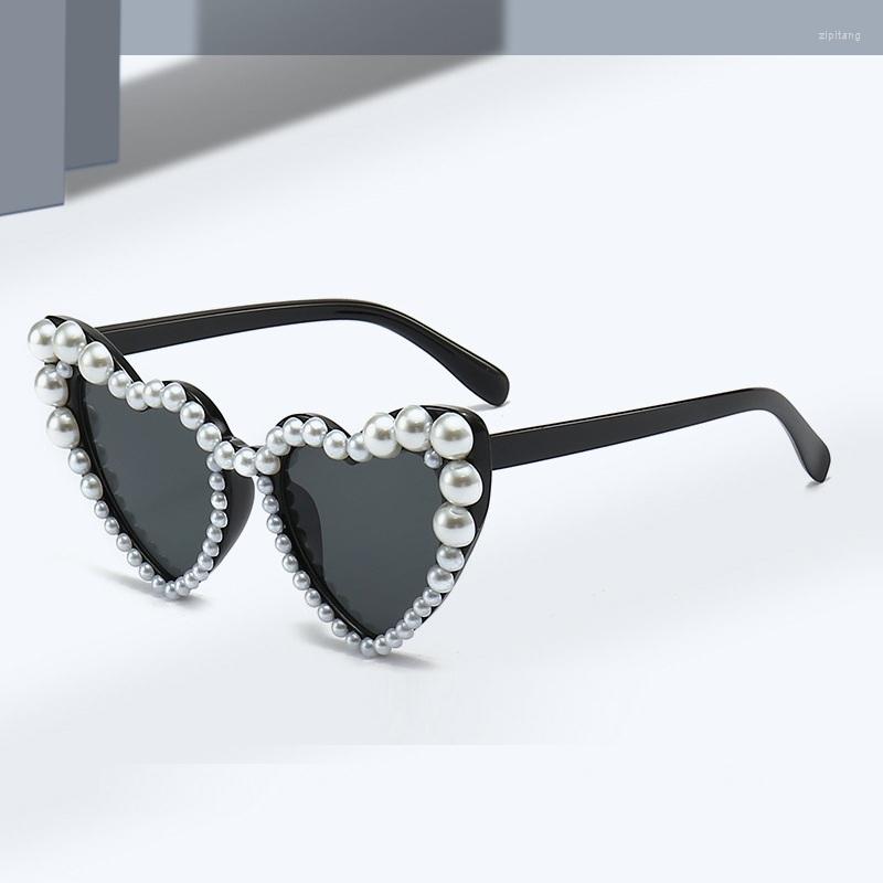 Sunglasses 2023 Fashion Luxury Pearl Heart Women Men Brand Vintage Cute Party Sun Glasses Female Beach Shades
Sunglasses 2023 Fashion Luxury Pearl Heart Women Men Brand Vintage Cute Party Sun Glasses Female Beach Shades