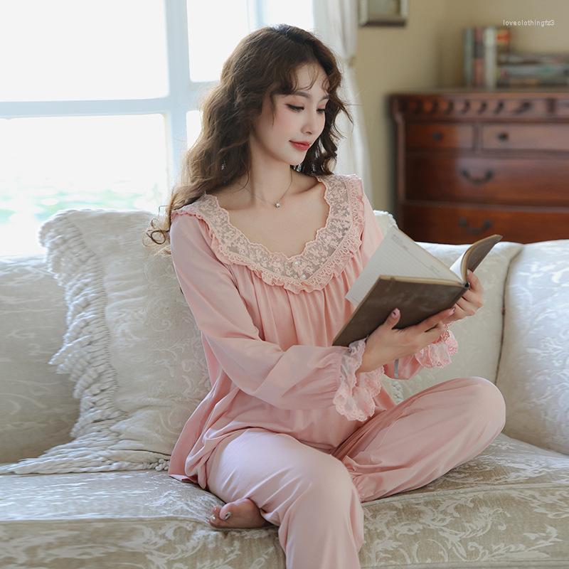 Women's Sleepwear Cotton Pajamas Women's Spring And Autumn Style Pure Can Wear Long-sleeved Trousers Suit Lace Square-neck Household Cl, White
Women's Sleepwear Cotton Pajamas Women's Spring And Autumn Style Pure Can Wear Long-sleeved Trousers Suit Lace Square-neck Household Cl, White