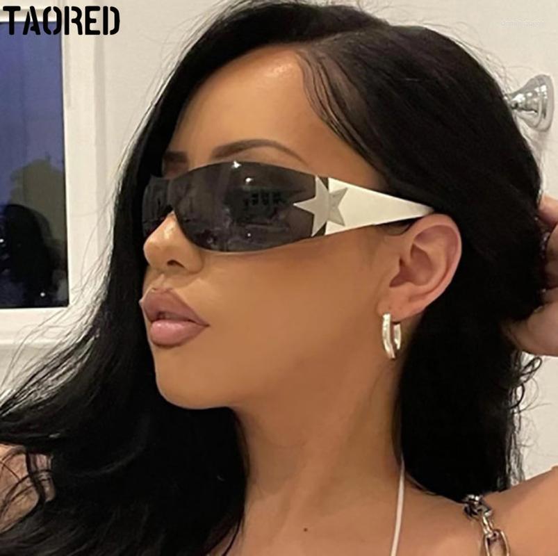 Sunglasses 2023 Y2K Trendy Fashion Women's Luxury Designer Punk Eyeglasses Outdoor Elegant Rimless Female Vintage Eyewear
Sunglasses 2023 Y2K Trendy Fashion Women's Luxury Designer Punk Eyeglasses Outdoor Elegant Rimless Female Vintage Eyewear