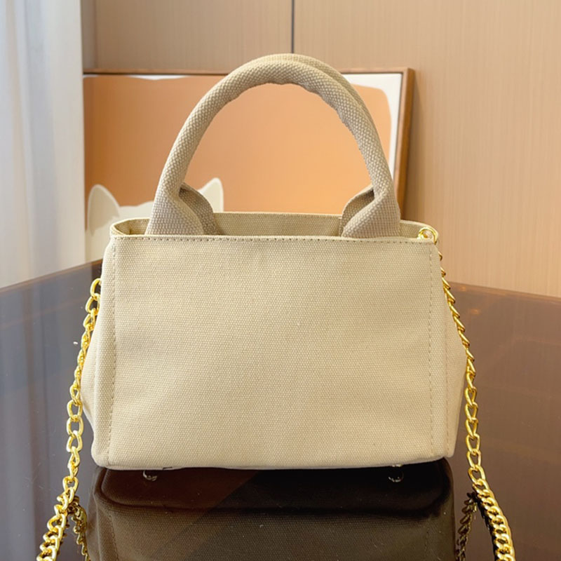 Designer Bag Totes Women Shoulder Messenger bags Luxurys Crossbody Handbag Canvas Shopping Bags Classic Plain Purse Mini Duffle Handbags Large Capacity Bags, C1
Designer Bag Totes Women Shoulder Messenger bags Luxurys Crossbody Handbag Canvas Shopping Bags Classic Plain Purse Mini Duffle Handbags Large Capacity Bags, C1
