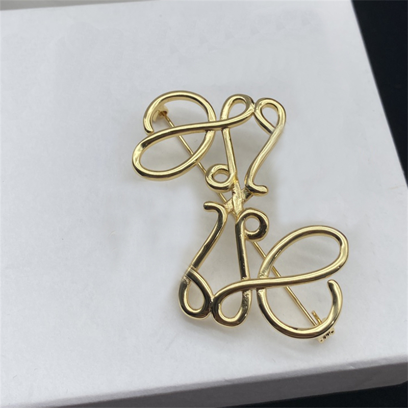 Designer Brooch Womens Luxury Jewelry Gold Copper Brooches Men Broche Lowe High Quality Brooch With Box Fashion Pendant Accessories
Designer Brooch Womens Luxury Jewelry Gold Copper Brooches Men Broche Lowe High Quality Brooch With Box Fashion Pendant Accessories