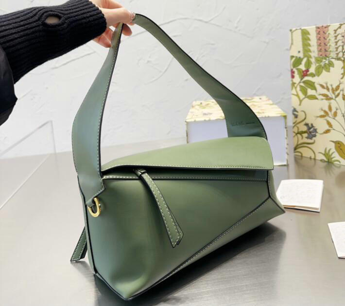 Women puzzle Hobo handbag Designer Shoulder Bag Women Single Luxury Fashion bags Leather Portable Cross Bags Woman tote handbags, Black
Women puzzle Hobo handbag Designer Shoulder Bag Women Single Luxury Fashion bags Leather Portable Cross Bags Woman tote handbags, Black