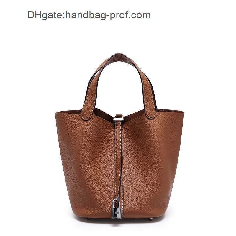 Designer Picotin Fashion Bags Totes Genuine Leather Home Vegetable Basket Women's Portable Cow Bucket High-capacity Hand Autumn Winter, Small silver buckle remark color 18cm
Designer Picotin Fashion Bags Totes Genuine Leather Home Vegetable Basket Women's Portable Cow Bucket High-capacity Hand Autumn Winter, Small silver buckle remark color 18cm