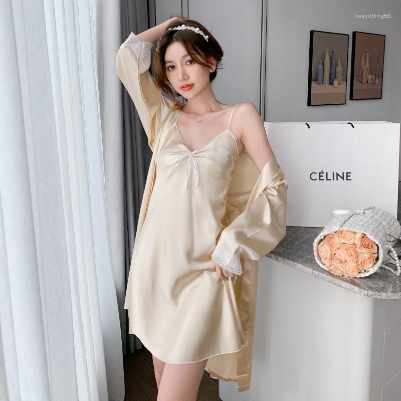 Women's Sleepwear Sexy Pajamas Women's Spring And Autumn Ice Silk Suspenders Two-piece Lace Nightgown Nightdress High Sense Home Clothes, Picture shown
Women's Sleepwear Sexy Pajamas Women's Spring And Autumn Ice Silk Suspenders Two-piece Lace Nightgown Nightdress High Sense Home Clothes, Picture shown