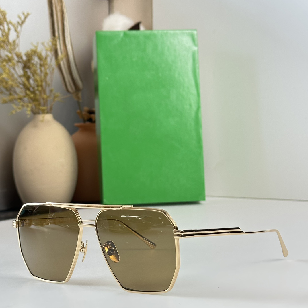 1012S Sunglasses For Men Womens Summer Pilot Anti-Ultraviolet Retro Plate Metal Frame sun glasses Fashion Glasses Random Box
1012S Sunglasses For Men Womens Summer Pilot Anti-Ultraviolet Retro Plate Metal Frame sun glasses Fashion Glasses Random Box