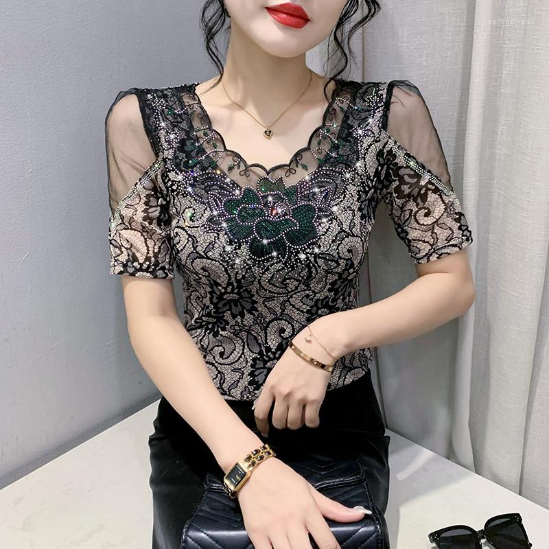 Women's T Shirts Streetwear Printed Shirt V-neck Patchwork Mesh Tops Slim Summer Short Sleeve Drilling Women, Fower
Women's T Shirts Streetwear Printed Shirt V-neck Patchwork Mesh Tops Slim Summer Short Sleeve Drilling Women, Fower