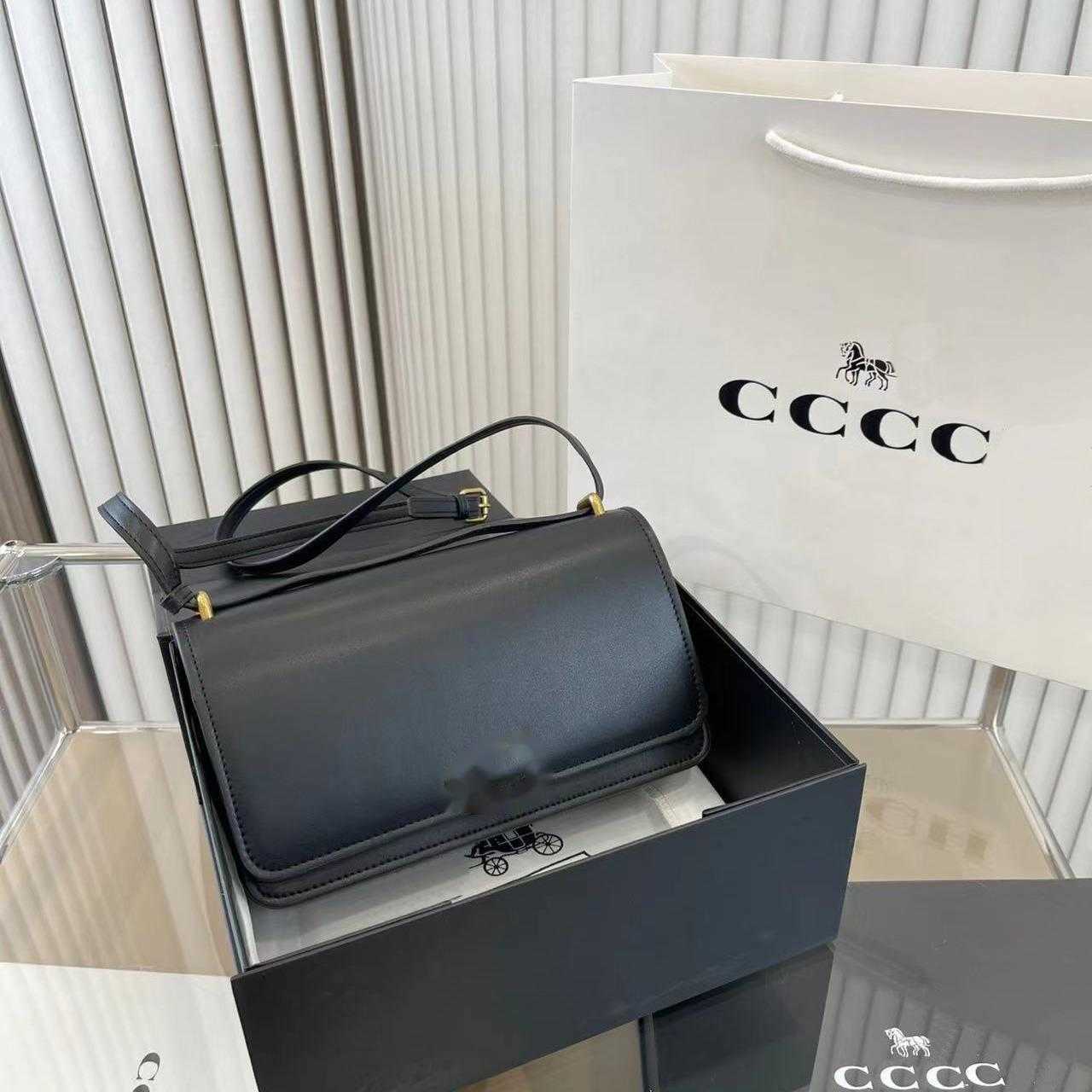 Shoulder Bags Designers bag leather handbag luxury letter crossbody bag shell bags Multifunctional classic simplicity fashion trend good match, Black
Shoulder Bags Designers bag leather handbag luxury letter crossbody bag shell bags Multifunctional classic simplicity fashion trend good match, Black