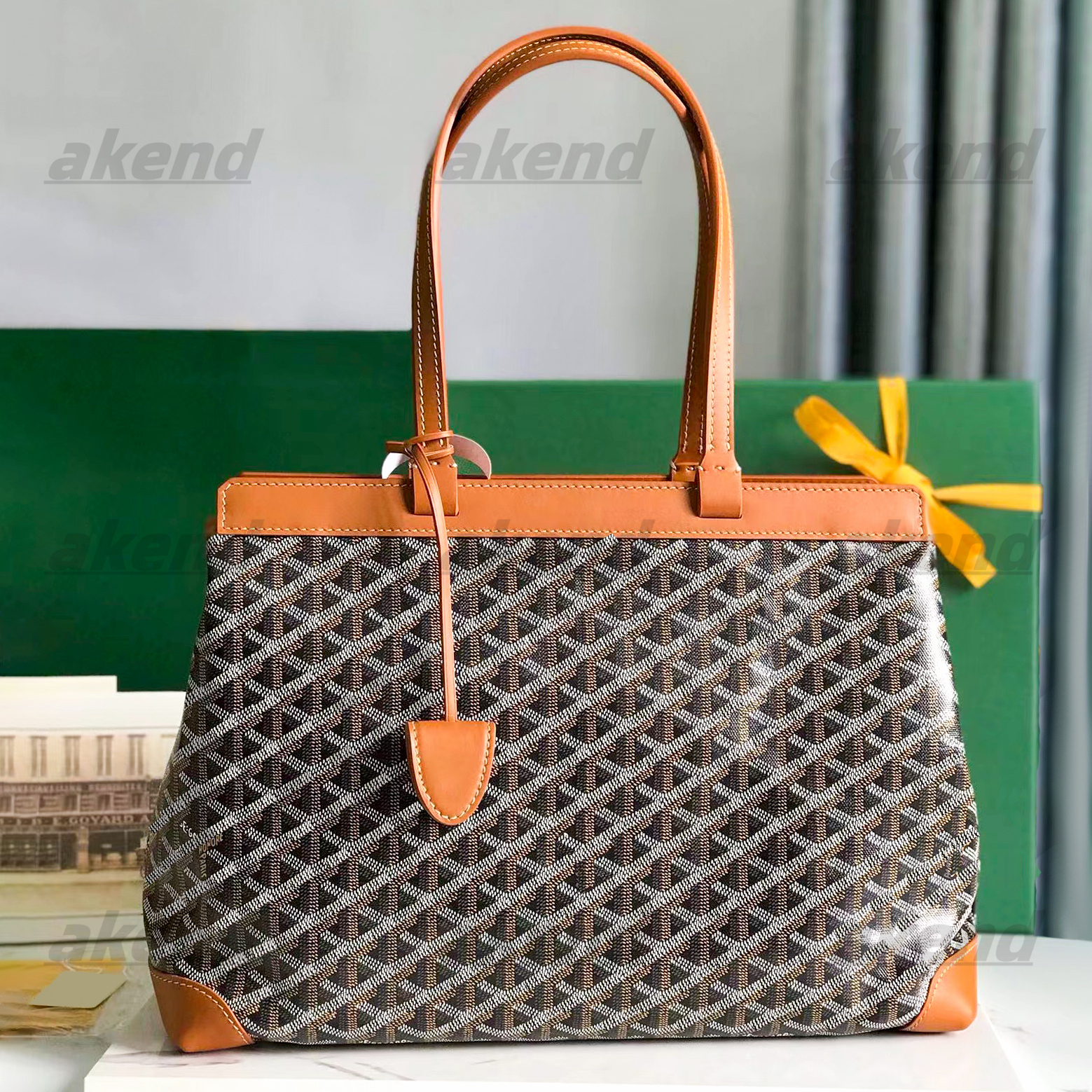 luxury pink PM shopper bag Womens large capacity Luggage bag mens crossbody the tote clutch Shoulder bags Designer Genuine leather handbag travel work weekender bag, Grey 
luxury pink PM shopper bag Womens large capacity Luggage bag mens crossbody the tote clutch Shoulder bags Designer Genuine leather handbag travel work weekender bag, Grey