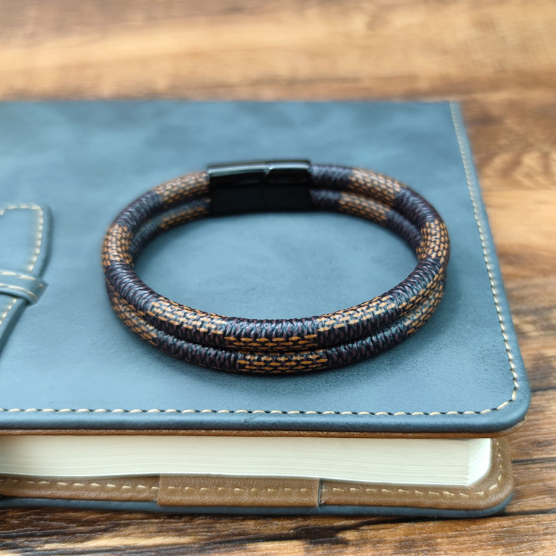 Popular Double Layered Pattern Leather Bracelet Jewelry for Gift