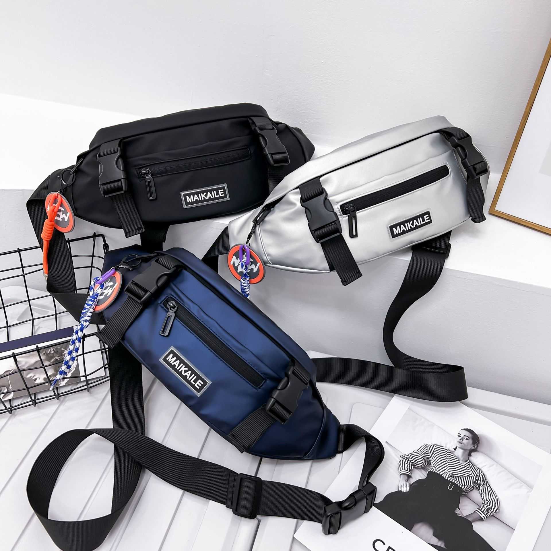 Men's Chest Bag Personalized Simple Casual Korean Version Versatile Large Capacity Waistpack Travel Explosion Waterproof Cool Letter Fashion