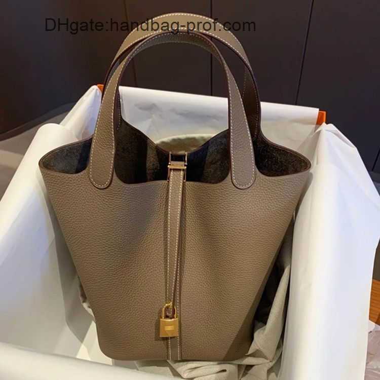 Picotin Bags Women's Handbags Genuine Leather Vegetable Basket Handbag for Women New Fashion Advanced Sense Mother Bag Fashion Portable Bucket Bag Hb09, Red
Picotin Bags Women's Handbags Genuine Leather Vegetable Basket Handbag for Women New Fashion Advanced Sense Mother Bag Fashion Portable Bucket Bag Hb09, Red