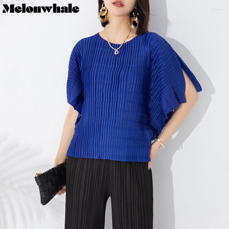 Women's T Shirts MelonWhale Miyake Pleated O-neck Loose Tops Batwing Sleeves Women 2023 Summer Korean Style Designer Classical Causal, Blue
Women's T Shirts MelonWhale Miyake Pleated O-neck Loose Tops Batwing Sleeves Women 2023 Summer Korean Style Designer Classical Causal, Blue