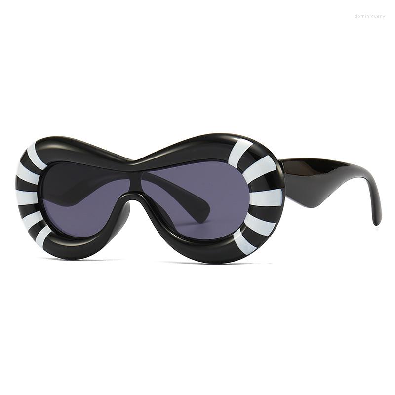 Sunglasses 2023 Square Women Brand Design Retro Colorful Fashion Party Sun Glasses Female Sexy Personality Eyewear Unisex UV400
Sunglasses 2023 Square Women Brand Design Retro Colorful Fashion Party Sun Glasses Female Sexy Personality Eyewear Unisex UV400