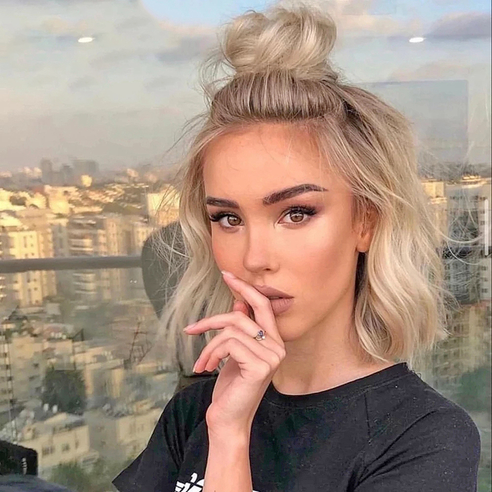 Free shipping Brazilian Body Wave Short Wavy Bob Transparent 13x4 Lace Front Human Hair Wigs for Women Ombre Platinum Blonde Wig Synthetic Pre Plucked