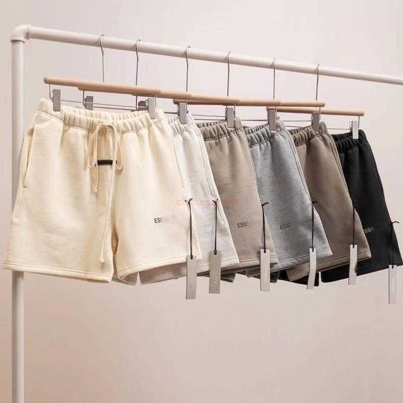 FOG High quality Ess Shorts designer Summer Short Fashion Tops Luxurys Letter Tshirts Breathable and cool fabric is comfortable
FOG High quality Ess Shorts designer Summer Short Fashion Tops Luxurys Letter Tshirts Breathable and cool fabric is comfortable
