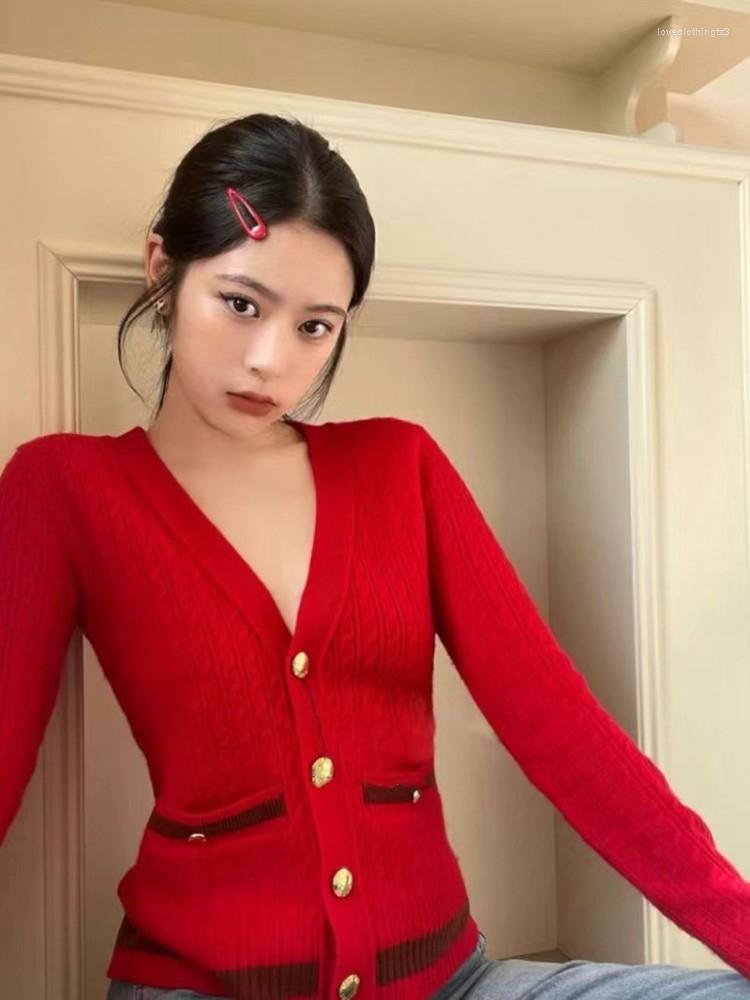 Women's Knits 2023 Autumn And Winter Striped Women Cardigan V-neck Sweater Jacket, Red
Women's Knits 2023 Autumn And Winter Striped Women Cardigan V-neck Sweater Jacket, Red