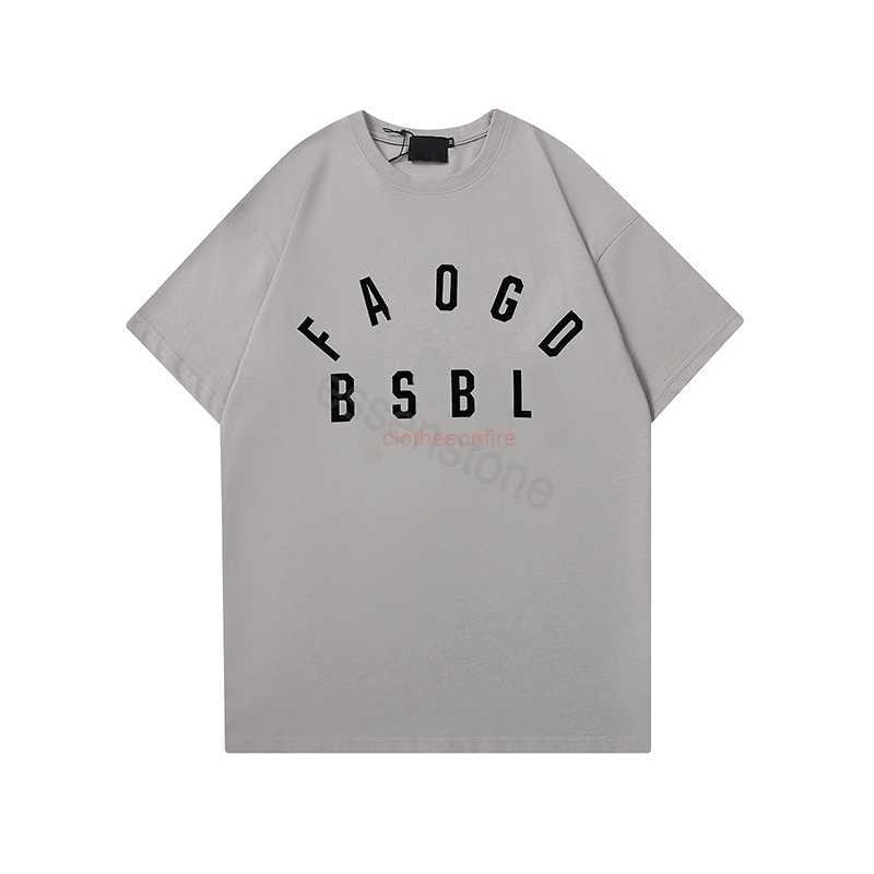 FOG Summer Men's design Tops of god t shirt breathable short sleeved slim fitting round neck short sleeved casual ESS printing fashion minimalist essen Tees, The same as real
FOG Summer Men's design Tops of god t shirt breathable short sleeved slim fitting round neck short sleeved casual ESS printing fashion minimalist essen Tees, The same as real