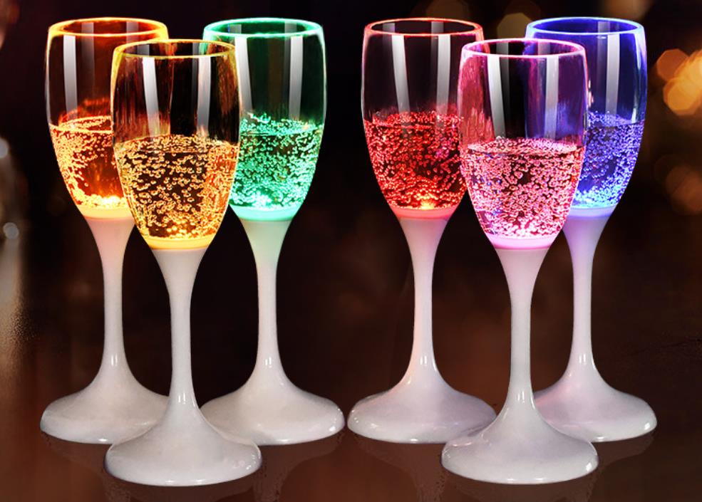 Led Champagne Flute Glasses Light Up Flashing Wine Cups Liquid Activated Drinkwear for Wedding Party Birthday Festivals Bar Decorations