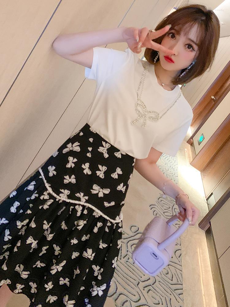 Work Dresses - Studded Bow On The Round Collar T-shirt Nail Bead Jacquard Skirt Suits Female Summer, White
Work Dresses - Studded Bow On The Round Collar T-shirt Nail Bead Jacquard Skirt Suits Female Summer, White
