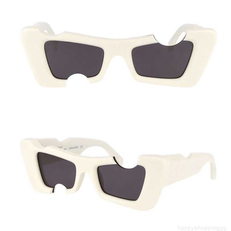 Designer Sunglasses Women OFF OERI021 Classic Black Cutout Frame Fashion OFF Glasses UV400 Protective Lenses Men Sunglassess Original Box
Designer Sunglasses Women OFF OERI021 Classic Black Cutout Frame Fashion OFF Glasses UV400 Protective Lenses Men Sunglassess Original Box
