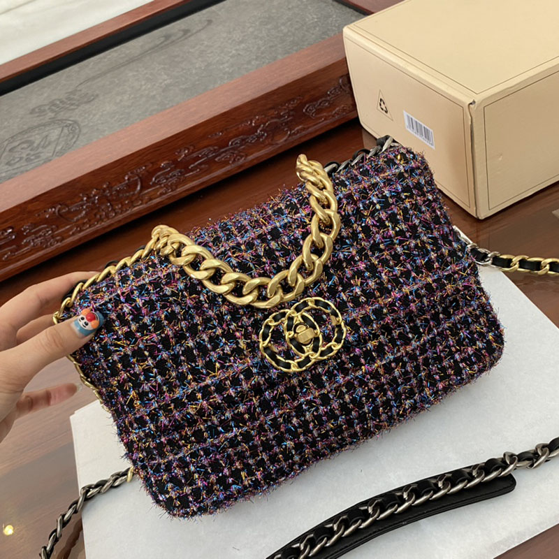 Bags Handbags Designer Chan Women Top Luxury Lady Fashion Bag Quilting Woolen Glitter Shoulder All-match Casual Crossbody Evening Folding Gift Box Size 26X16cm, White 26x16cm
Bags Handbags Designer Chan Women Top Luxury Lady Fashion Bag Quilting Woolen Glitter Shoulder All-match Casual Crossbody Evening Folding Gift Box Size 26X16cm, White 26x16cm