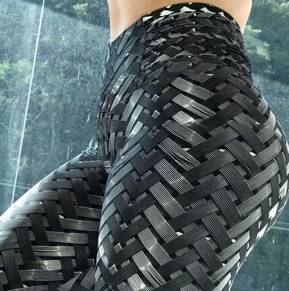 Women Fitness Push Up Leggings High Waist Spandex Workout Legging Pants Fashion Female 3D Printed Leggings Femme Y200113, Black
Women Fitness Push Up Leggings High Waist Spandex Workout Legging Pants Fashion Female 3D Printed Leggings Femme Y200113, Black