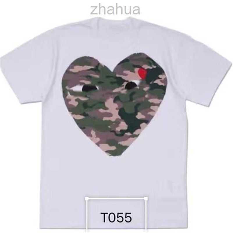Fashion Mens Play t Shirt Designer Red Heart Commes Casual Women Shirts Des Badge Garcons High Quanlity Tshirts Cotton EmbroideryH5TQ, 09
Fashion Mens Play t Shirt Designer Red Heart Commes Casual Women Shirts Des Badge Garcons High Quanlity Tshirts Cotton EmbroideryH5TQ, 09