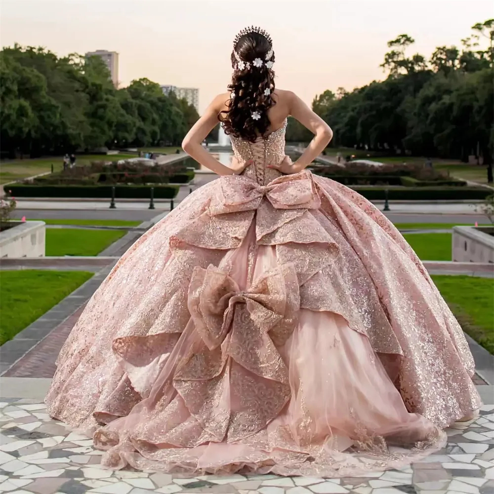 Princess Lace Quinceanera Dresses Halter Backless Ball Gown Blush Pink Prom Sweet 15 Dress Ruffle Bow Back Long Graduation Dress Vestido De VX Anos 20