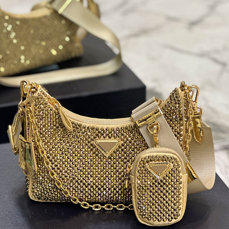 Super temperament bright diamond small bag ladies summer 2023 new trend fashion handbag net red shoulder underarm bag small square bag Crescent bag, Silver
Super temperament bright diamond small bag ladies summer 2023 new trend fashion handbag net red shoulder underarm bag small square bag Crescent bag, Silver
