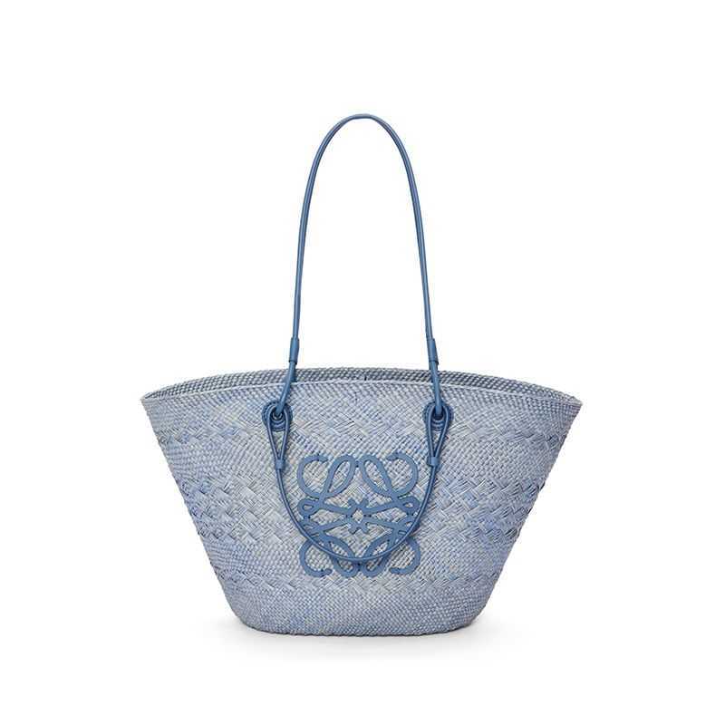 Women Bags Loews Anagram Basket Anagram Women's Denim Blue Palm Leaf/Calf Leather Bag, Sky blue
Women Bags Loews Anagram Basket Anagram Women's Denim Blue Palm Leaf/Calf Leather Bag, Sky blue