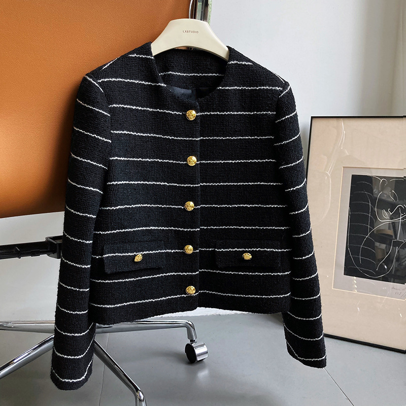 Women's Jackets Women's Striped Flap Detailed Gold Button White Tweed Short Jacket 230608