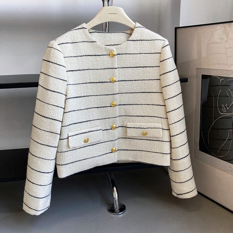 Women's Jackets Women's Striped Flap Detailed Gold Button White Tweed Short Jacket 230608