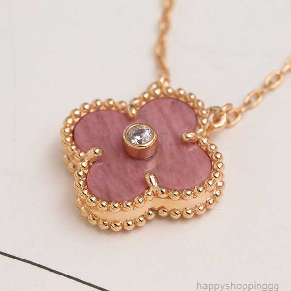 four leaf clover necklace Natural Shell Gemstone Gold Plated 18K designer for woman T0P highest counter Advanced Materials jewelry gift for girlfriend with box 025
four leaf clover necklace Natural Shell Gemstone Gold Plated 18K designer for woman T0P highest counter Advanced Materials jewelry gift for girlfriend with box 025