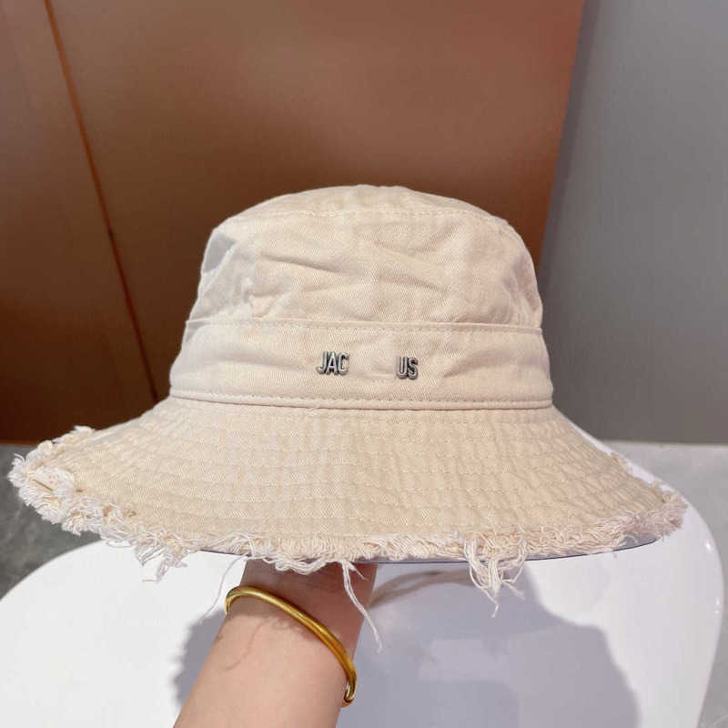 Casquette Bucket Hat For Women Wide Brim Hats Frayed Cap Designer Sun Prevent Bonnet Snapbacks Outdoor Fishing Dress Beanies S669, Blue
Casquette Bucket Hat For Women Wide Brim Hats Frayed Cap Designer Sun Prevent Bonnet Snapbacks Outdoor Fishing Dress Beanies S669, Blue
