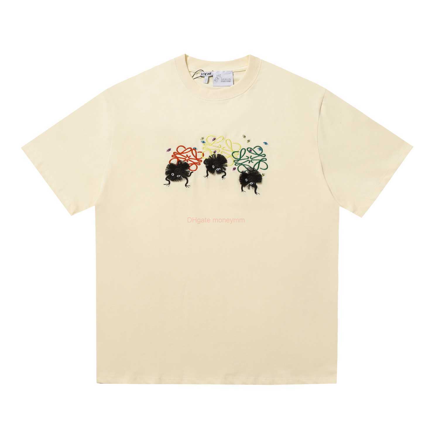 Designer Fashion Clothing Tees Tshirts Loewe Qianya Qianxun Embroidered Coal Ball Short Sleeve T-shirt Luxury Casual Streetwear Tops Rock Hip hop Shirts for sale, Apricot
Designer Fashion Clothing Tees Tshirts Loewe Qianya Qianxun Embroidered Coal Ball Short Sleeve T-shirt Luxury Casual Streetwear Tops Rock Hip hop Shirts for sale, Apricot